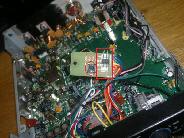 AE 5800 jumpperit ja resetointi painike